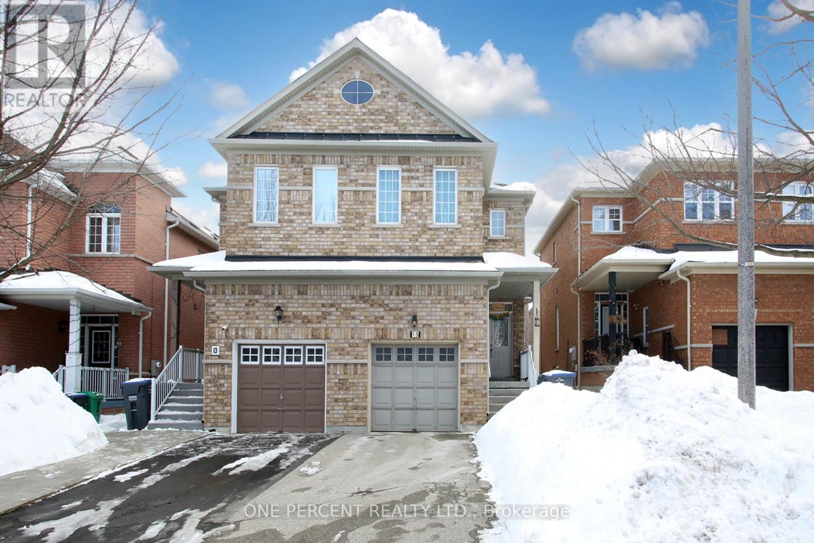 15 MARTREE CRESCENT, Brampton, Ontario