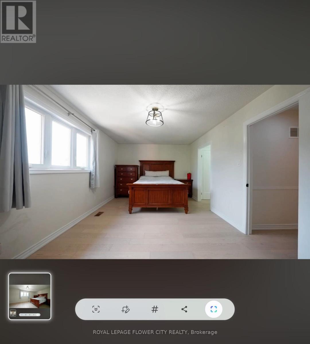 32 Payton Court W, Brampton, Ontario  L6W 3Y9 - Photo 18 - W12826284