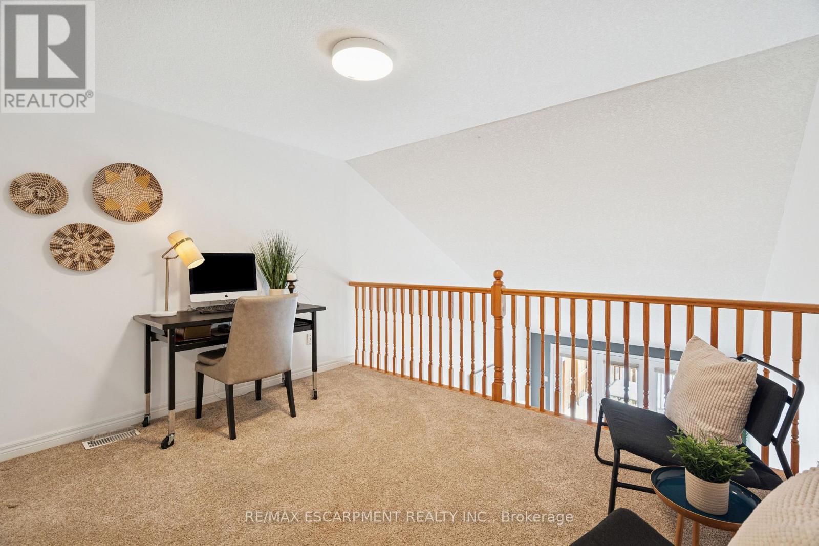 75 Doctor Moore Court, Halton Hills, Ontario  L7J 3A6 - Photo 25 - W12826294