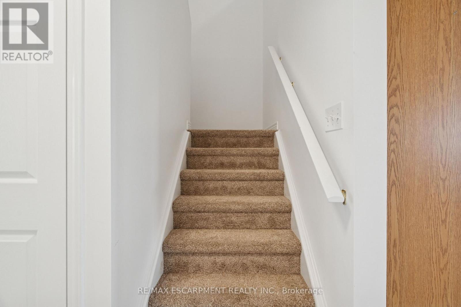 75 Doctor Moore Court, Halton Hills, Ontario  L7J 3A6 - Photo 27 - W12826294