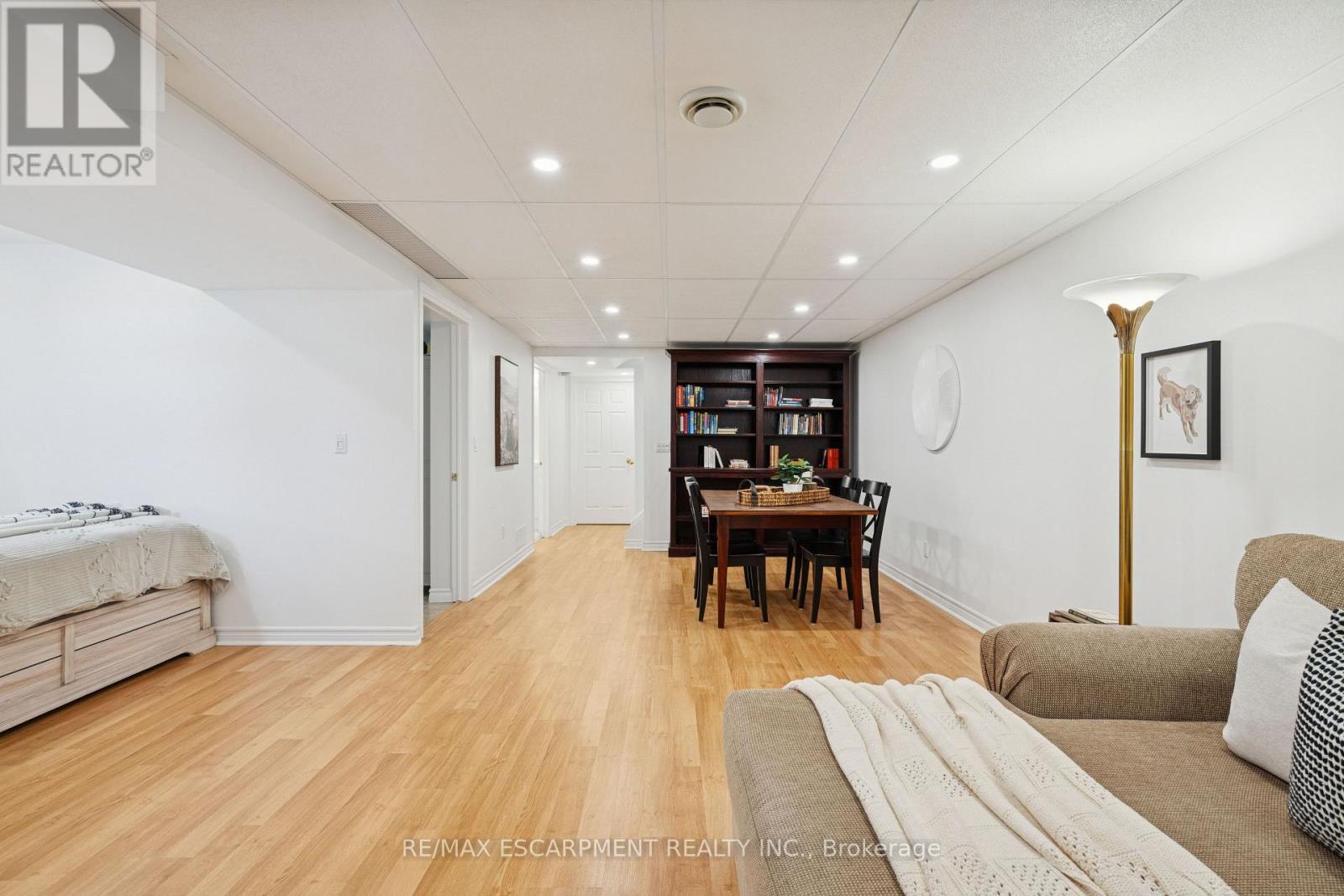 75 Doctor Moore Court, Halton Hills, Ontario  L7J 3A6 - Photo 38 - W12826294