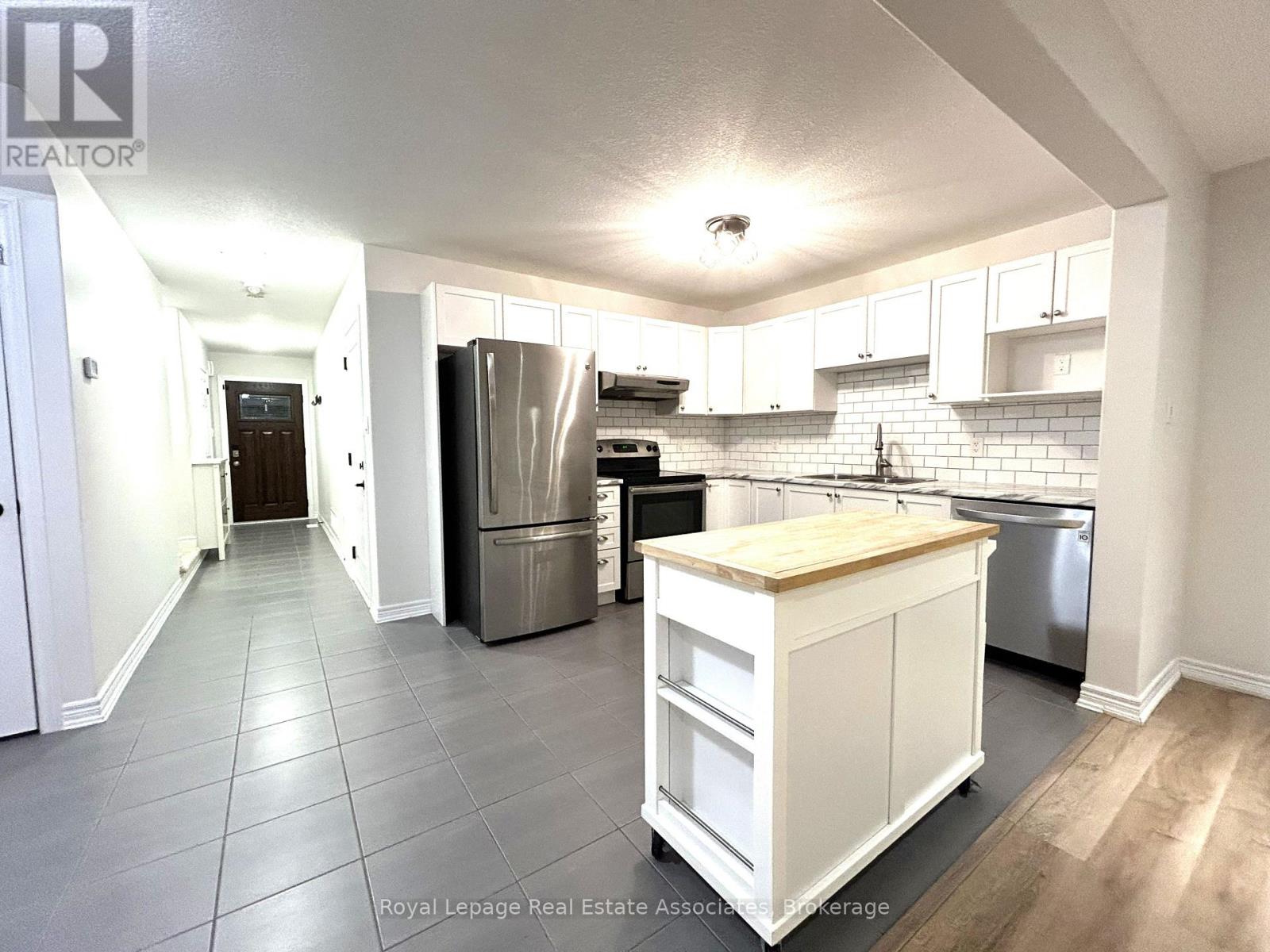 Lorem Ipsum Dolor Sit, Orangeville, Ontario  L9W  - Photo 4 - DEMO29406433