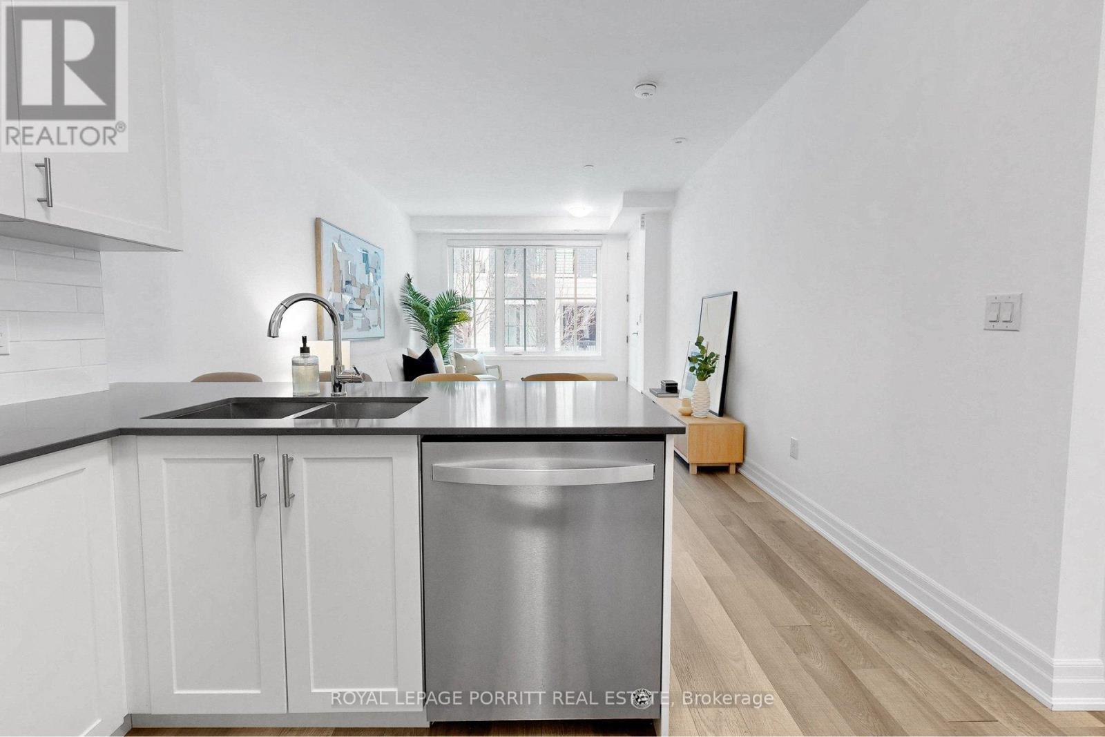 707 - 665 Cricklewood Drive, Mississauga, Ontario  L5G 0B9 - Photo 23 - W12826322