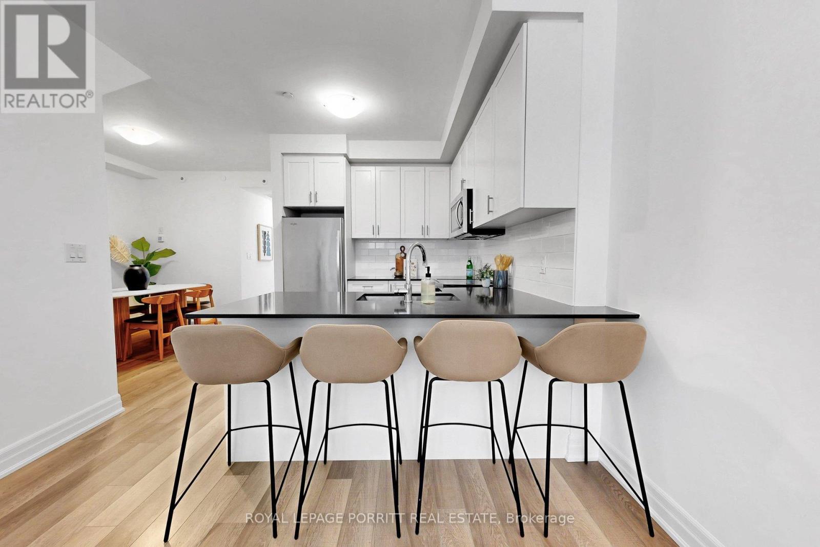 707 - 665 Cricklewood Drive, Mississauga, Ontario  L5G 0B9 - Photo 31 - W12826322