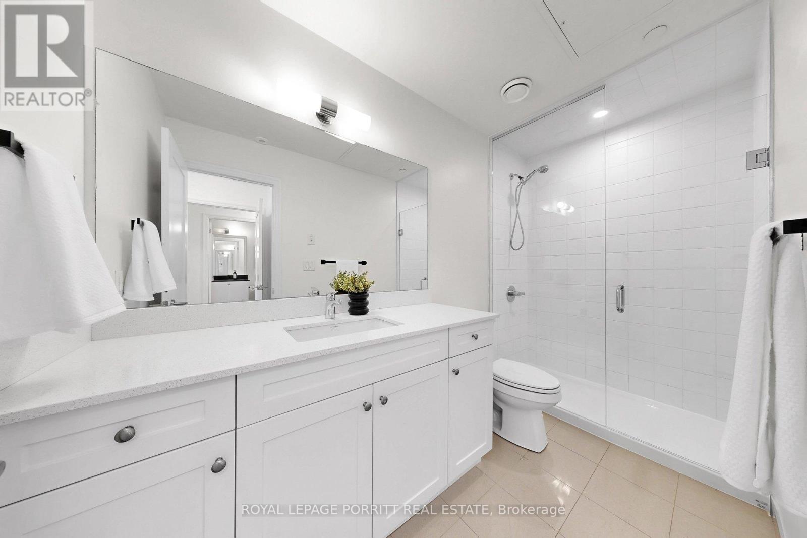 707 - 665 Cricklewood Drive, Mississauga, Ontario  L5G 0B9 - Photo 47 - W12826322