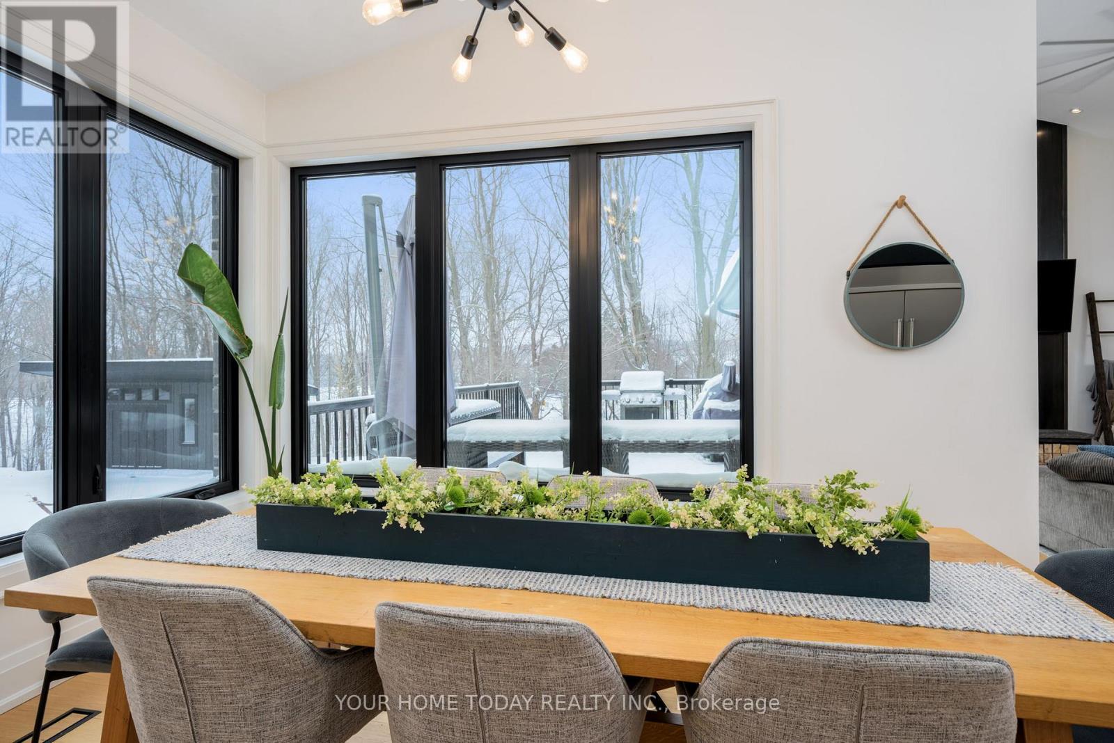 10735 Third Line, Halton Hills, Ontario  L9T 2X9 - Photo 20 - W12826328