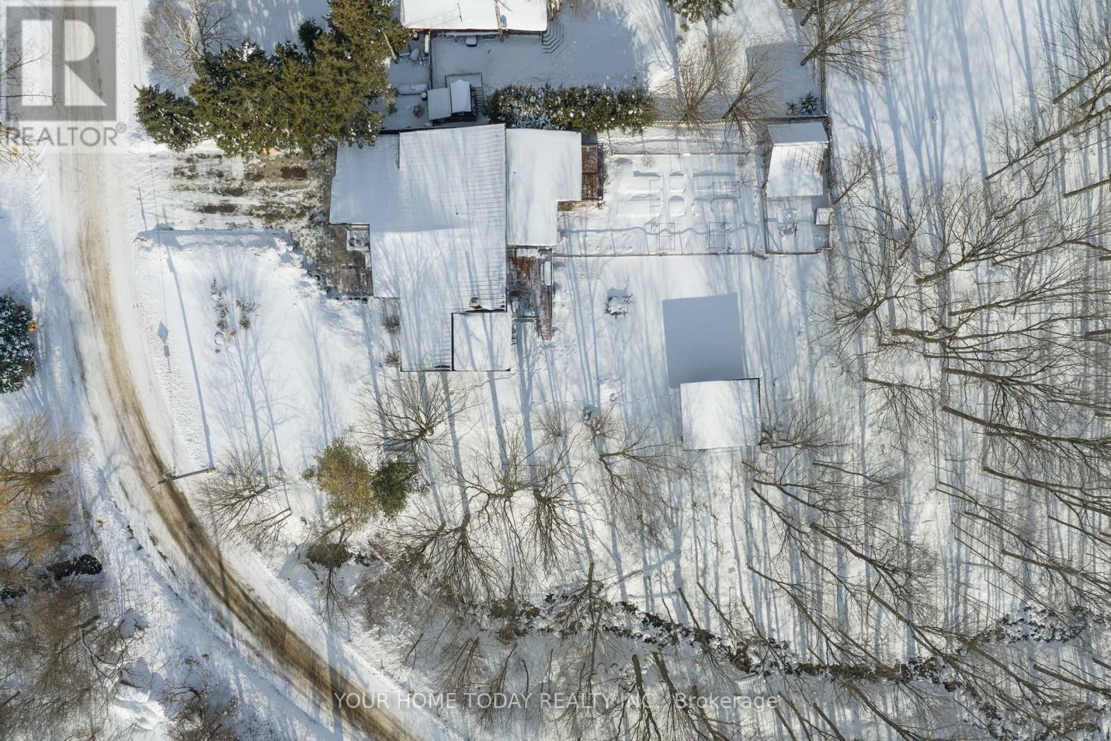 10735 Third Line, Halton Hills, Ontario  L9T 2X9 - Photo 47 - W12826328