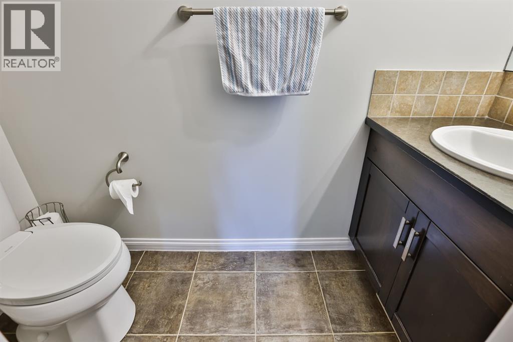 437 Twinriver Road W, Lethbridge, Alberta  T1J 3Y9 - Photo 12 - A2289084