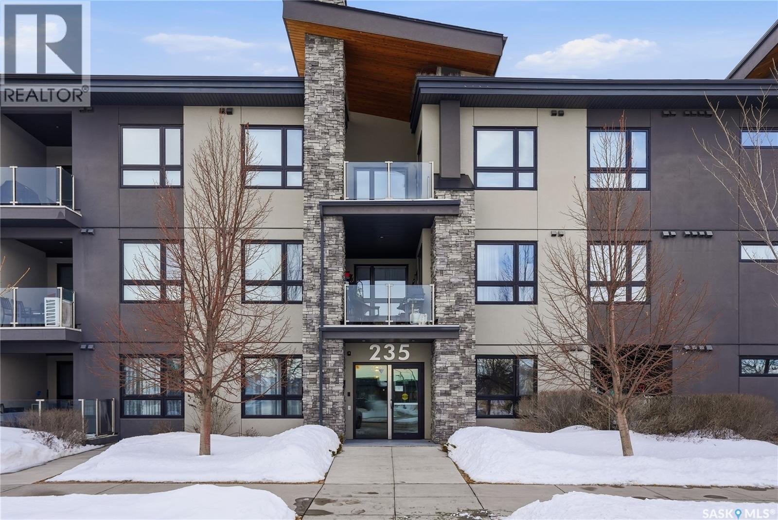 102 235 Evergreen SQUARE, saskatoon, Saskatchewan