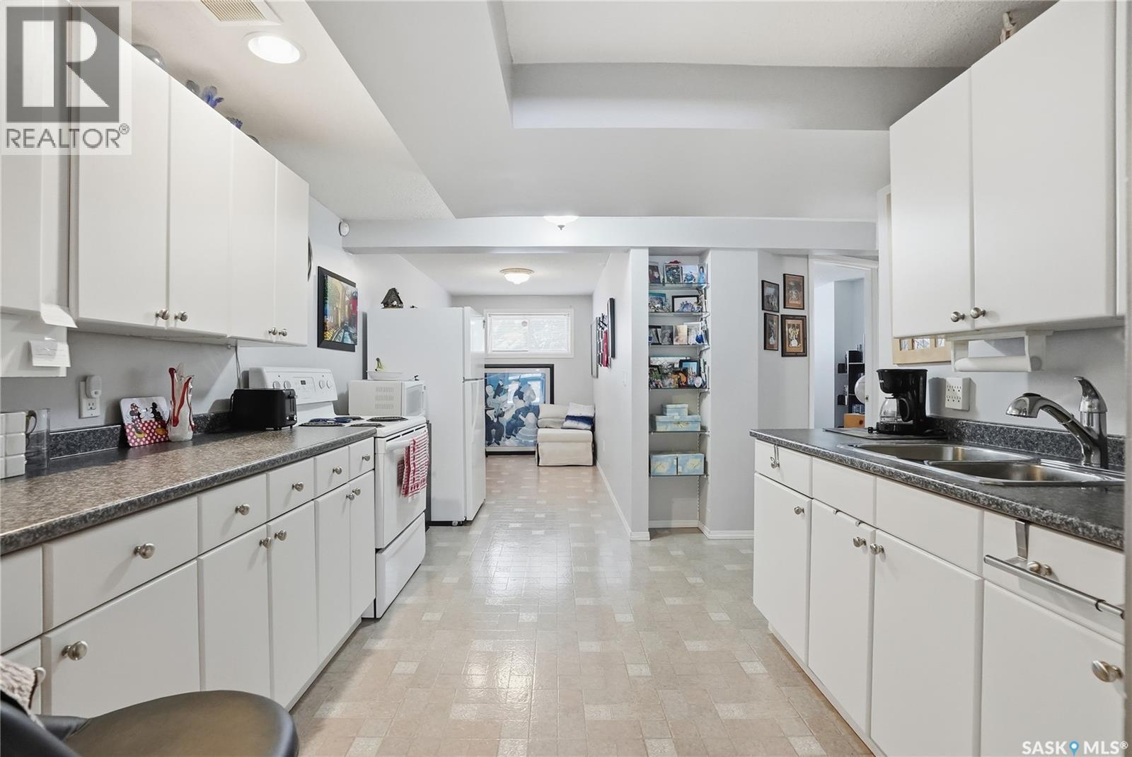 327 Allegretto Crescent, Saskatoon, Saskatchewan  S7K 6W3 - Photo 30 - SK029256