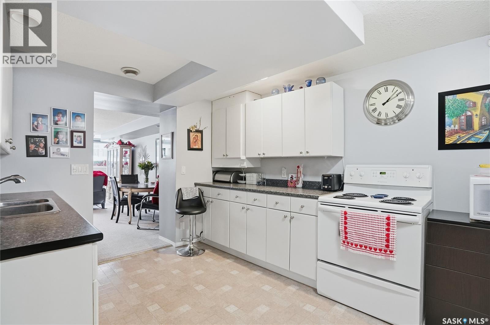 327 Allegretto Crescent, Saskatoon, Saskatchewan  S7K 6W3 - Photo 31 - SK029256