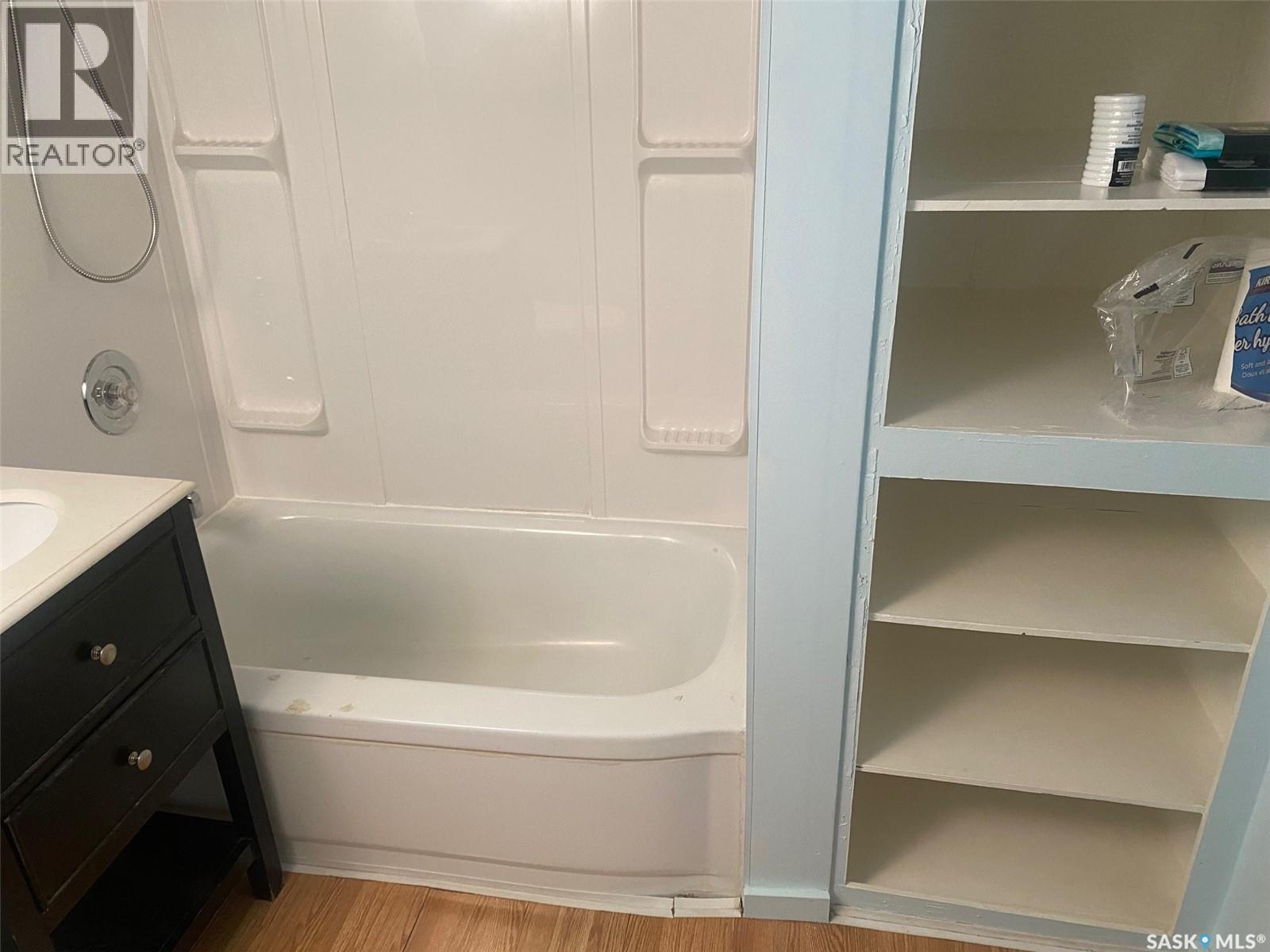 1127 J Avenue S, Saskatoon, Saskatchewan  S7M 2C2 - Photo 11 - SK029254