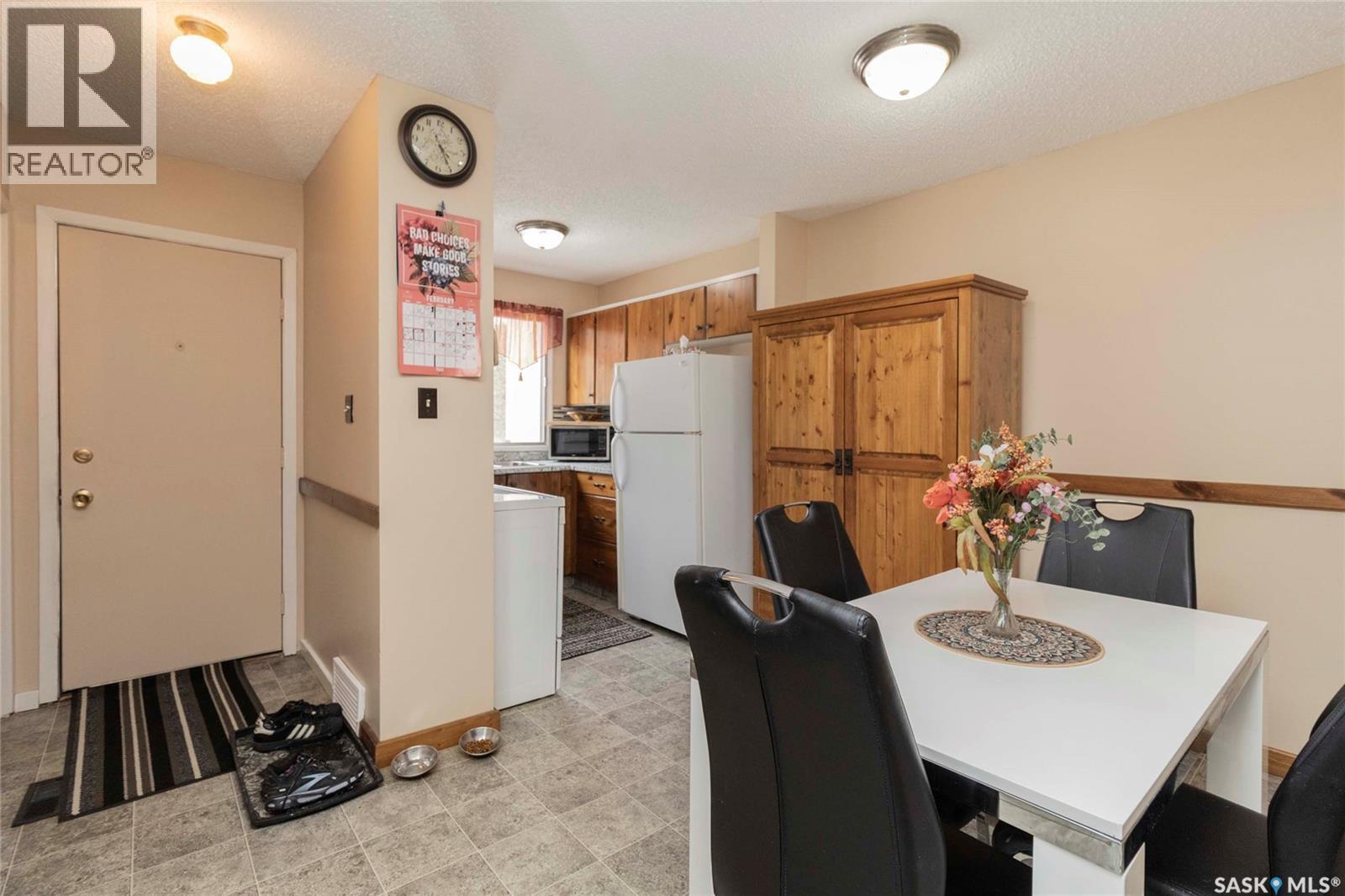 81 1128 Mckercher Drive, Saskatoon, Saskatchewan  S7H 4Y7 - Photo 3 - SK029112