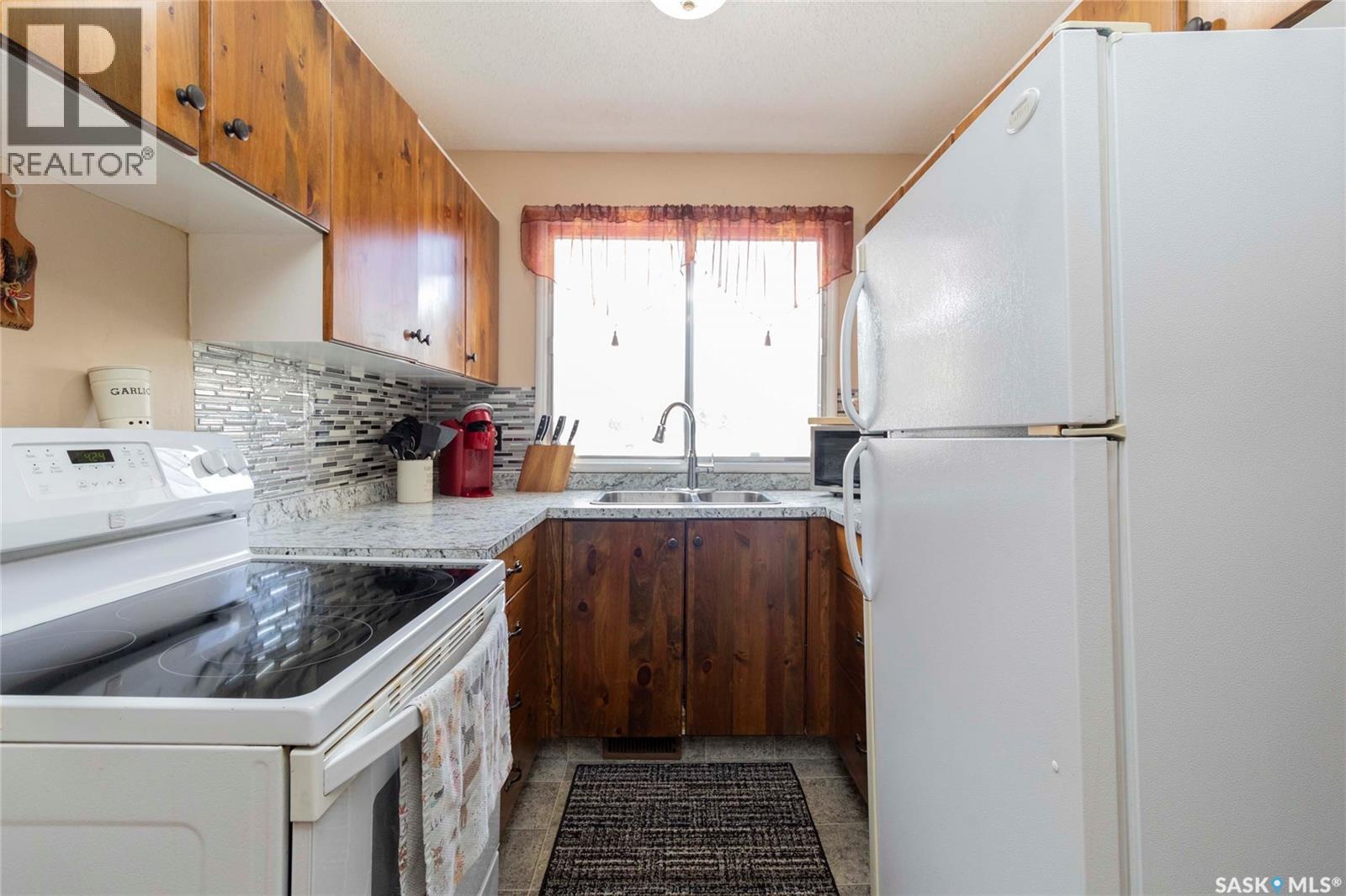 81 1128 Mckercher Drive, Saskatoon, Saskatchewan  S7H 4Y7 - Photo 5 - SK029112