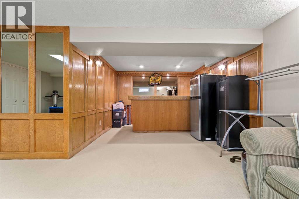 124 Canterbury Drive Sw, Calgary, Alberta  T2W 2G1 - Photo 21 - A2280498