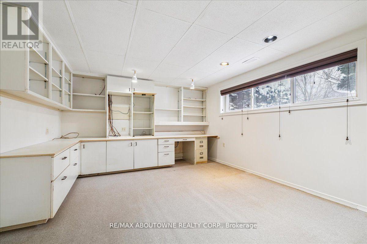 25 Bannisdale Way, Hamilton, Ontario  L0R 1H2 - Photo 32 - X12826146