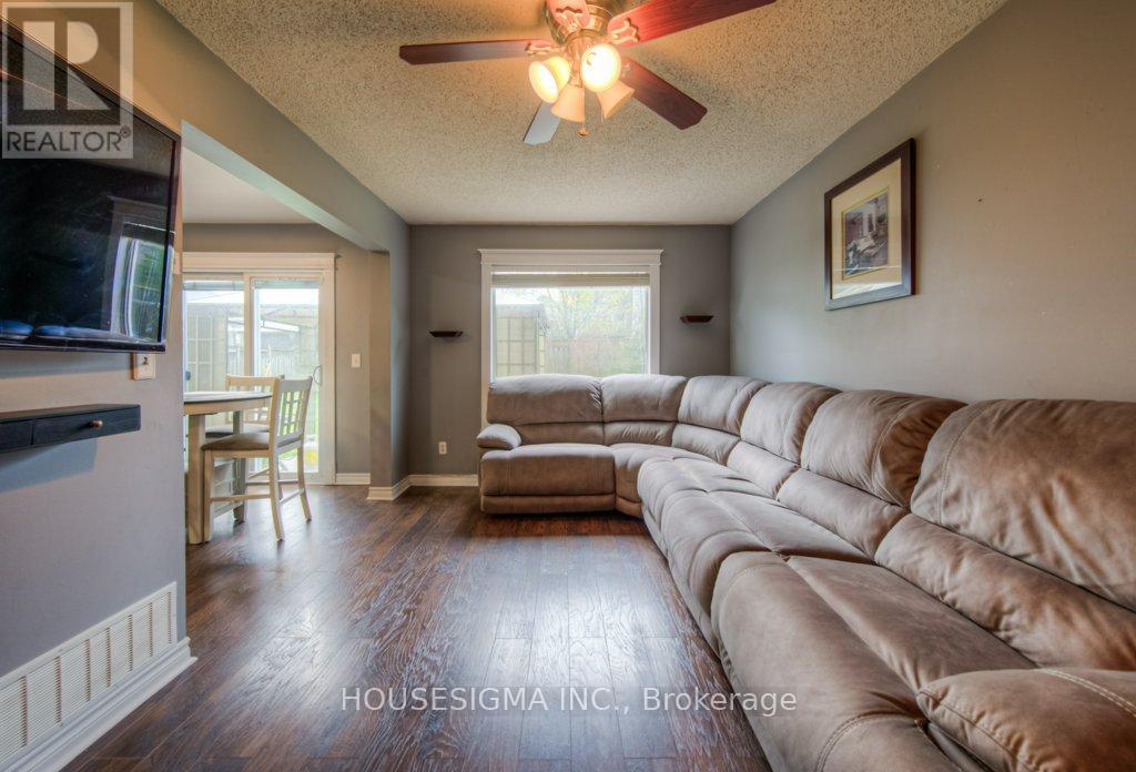 20 Hunt Street, North Dumfries, Ontario  N0B 1E0 - Photo 11 - X12826152