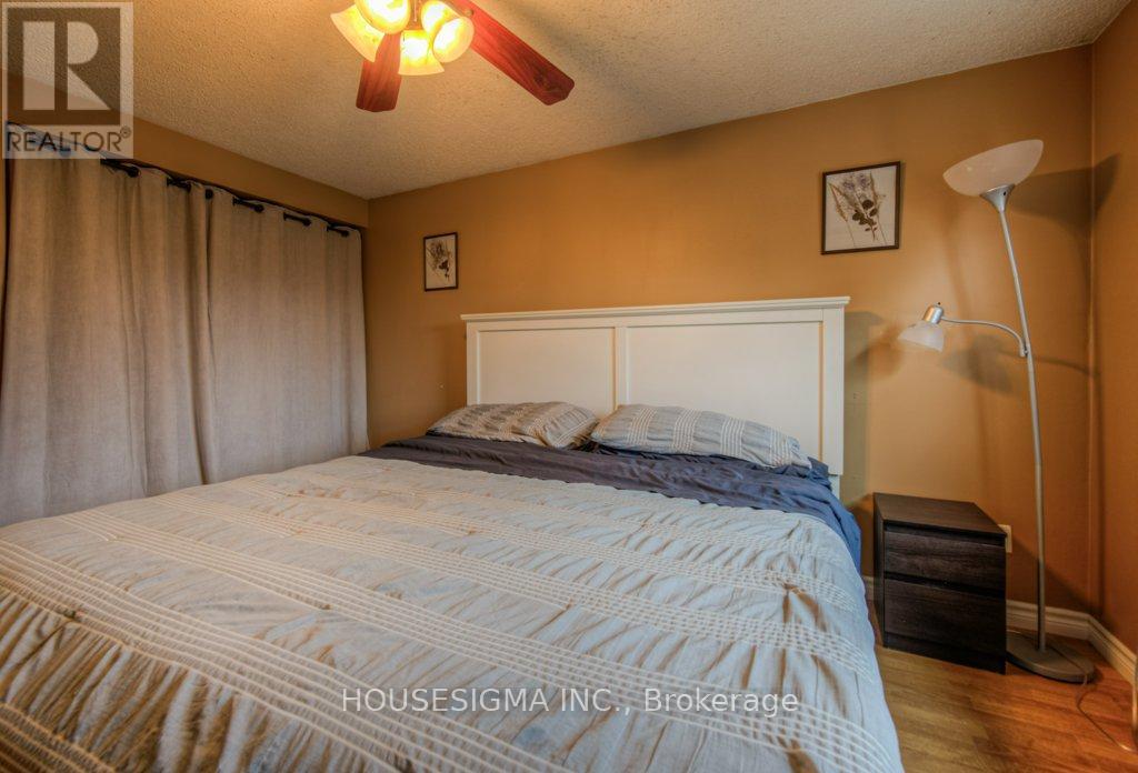 20 Hunt Street, North Dumfries, Ontario  N0B 1E0 - Photo 32 - X12826152