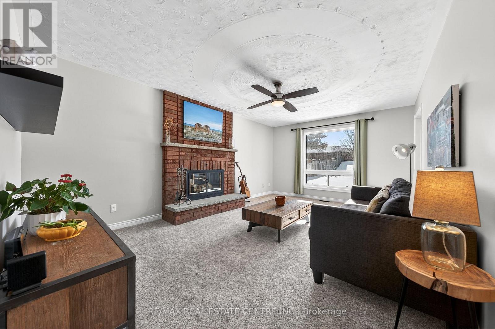 79 Handorf Drive, Cambridge, Ontario  N3C 3Y3 - Photo 17 - X12826272