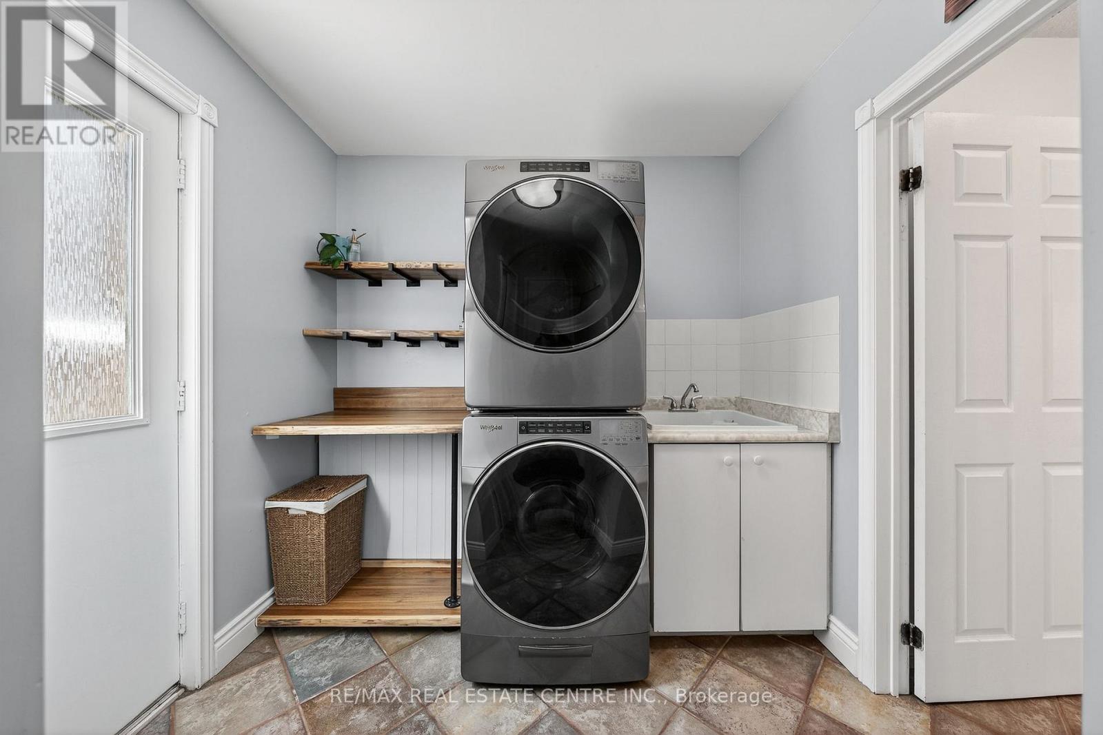 79 Handorf Drive, Cambridge, Ontario  N3C 3Y3 - Photo 19 - X12826272