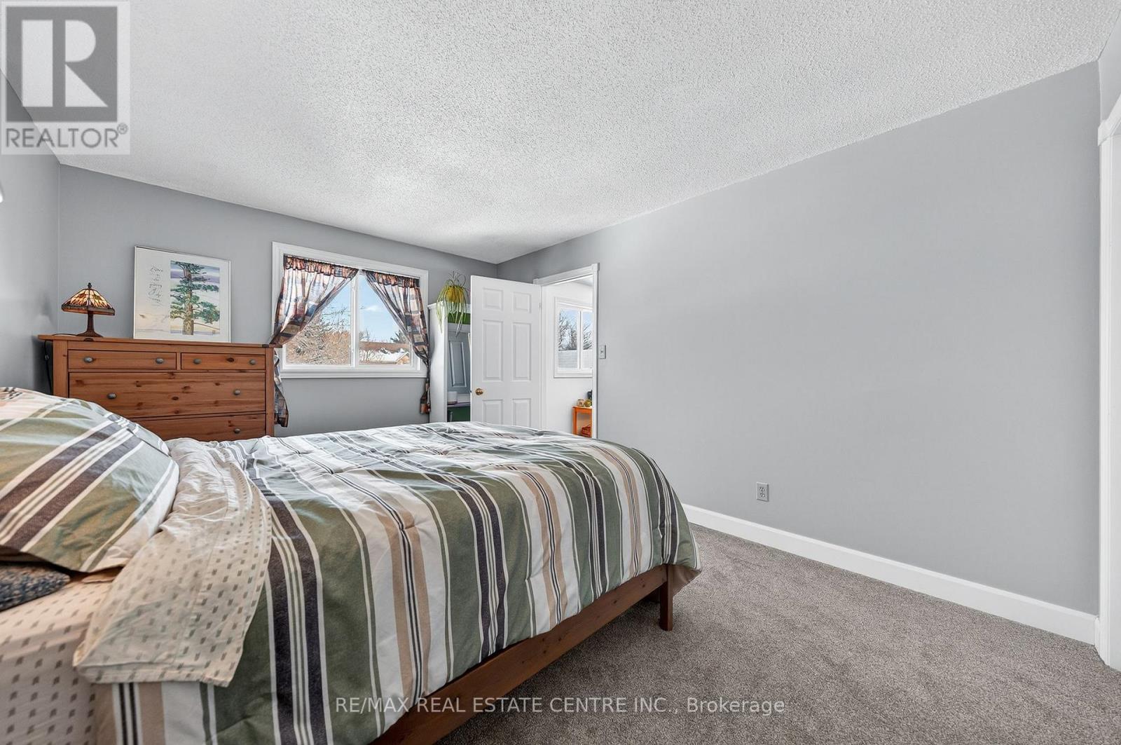 79 Handorf Drive, Cambridge, Ontario  N3C 3Y3 - Photo 32 - X12826272