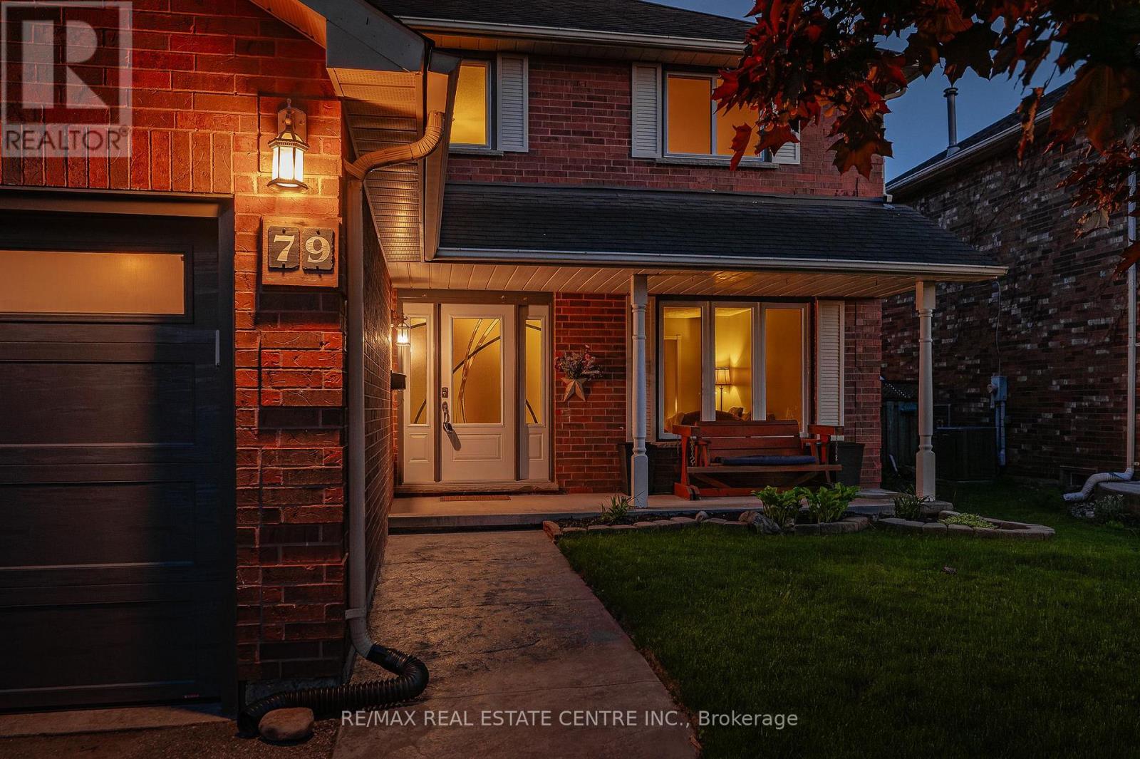 79 Handorf Drive, Cambridge, Ontario  N3C 3Y3 - Photo 4 - X12826272