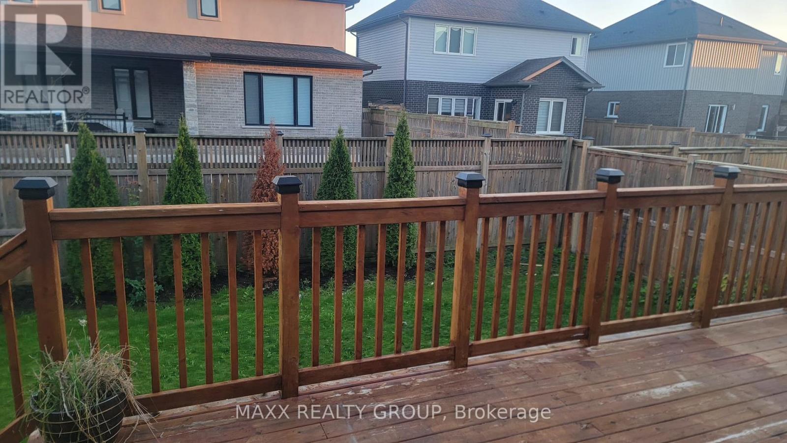 9334 Shoveller Drive, Niagara Falls (Forestview), Ontario  L2H 0M3 - Photo 25 - X12826344