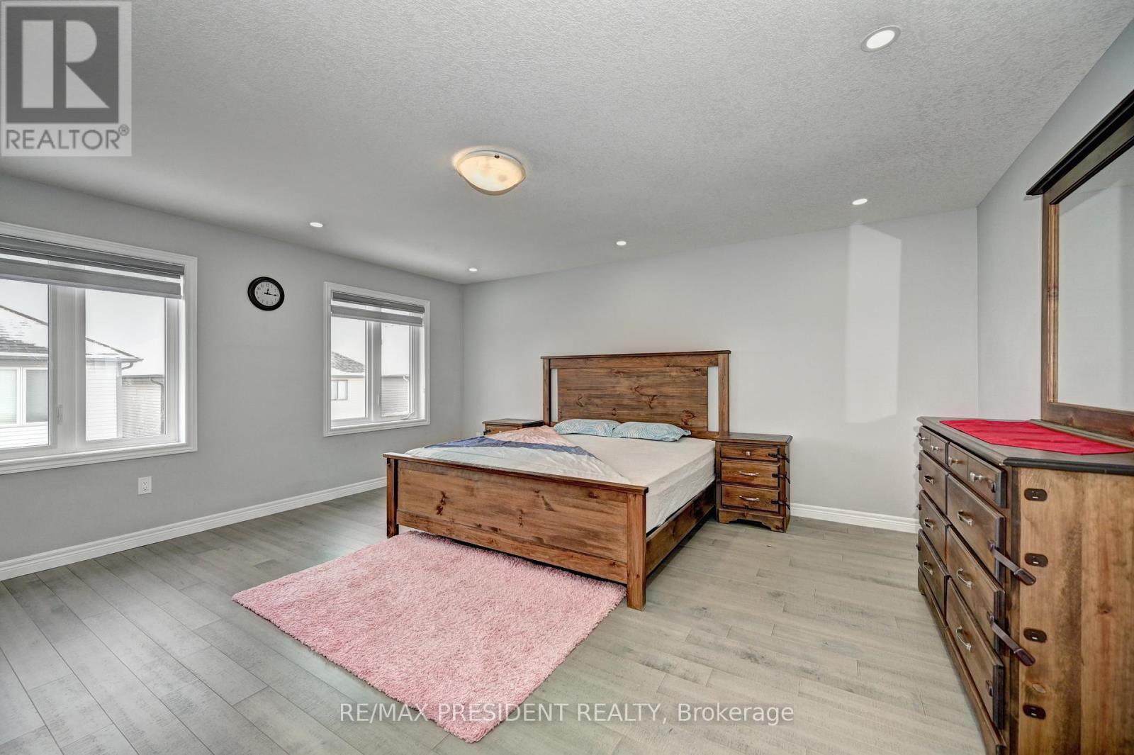 552 Florencedale Crescent, Kitchener, Ontario  N2R 0N3 - Photo 22 - X12826368