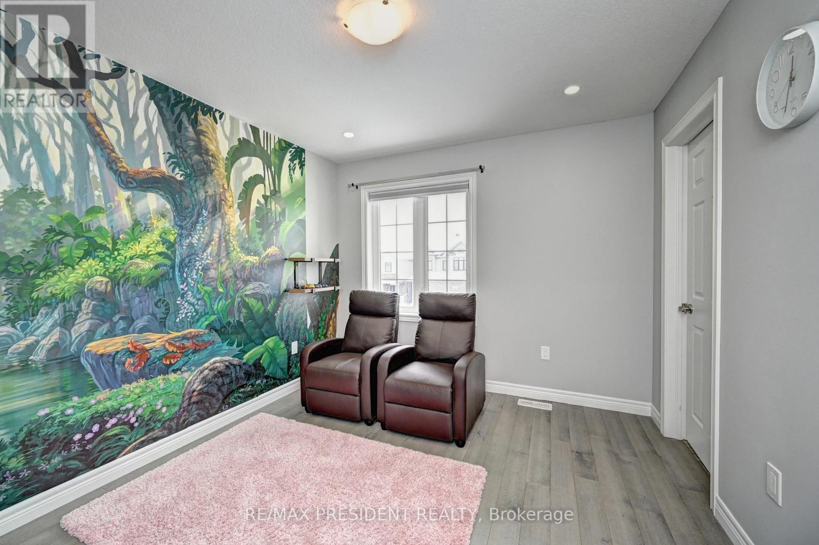 552 Florencedale Crescent, Kitchener, Ontario  N2R 0N3 - Photo 33 - X12826368