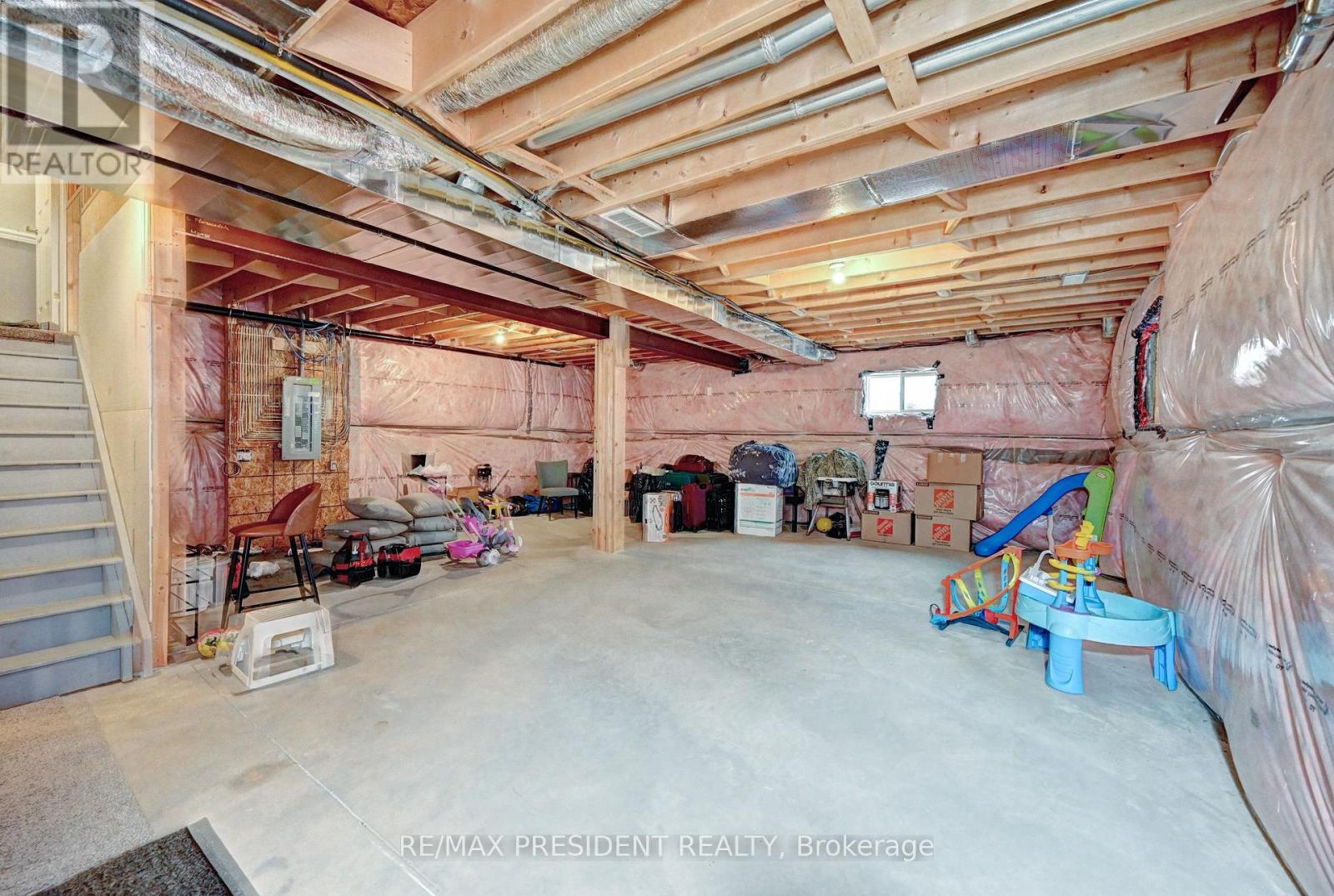 552 Florencedale Crescent, Kitchener, Ontario  N2R 0N3 - Photo 45 - X12826368