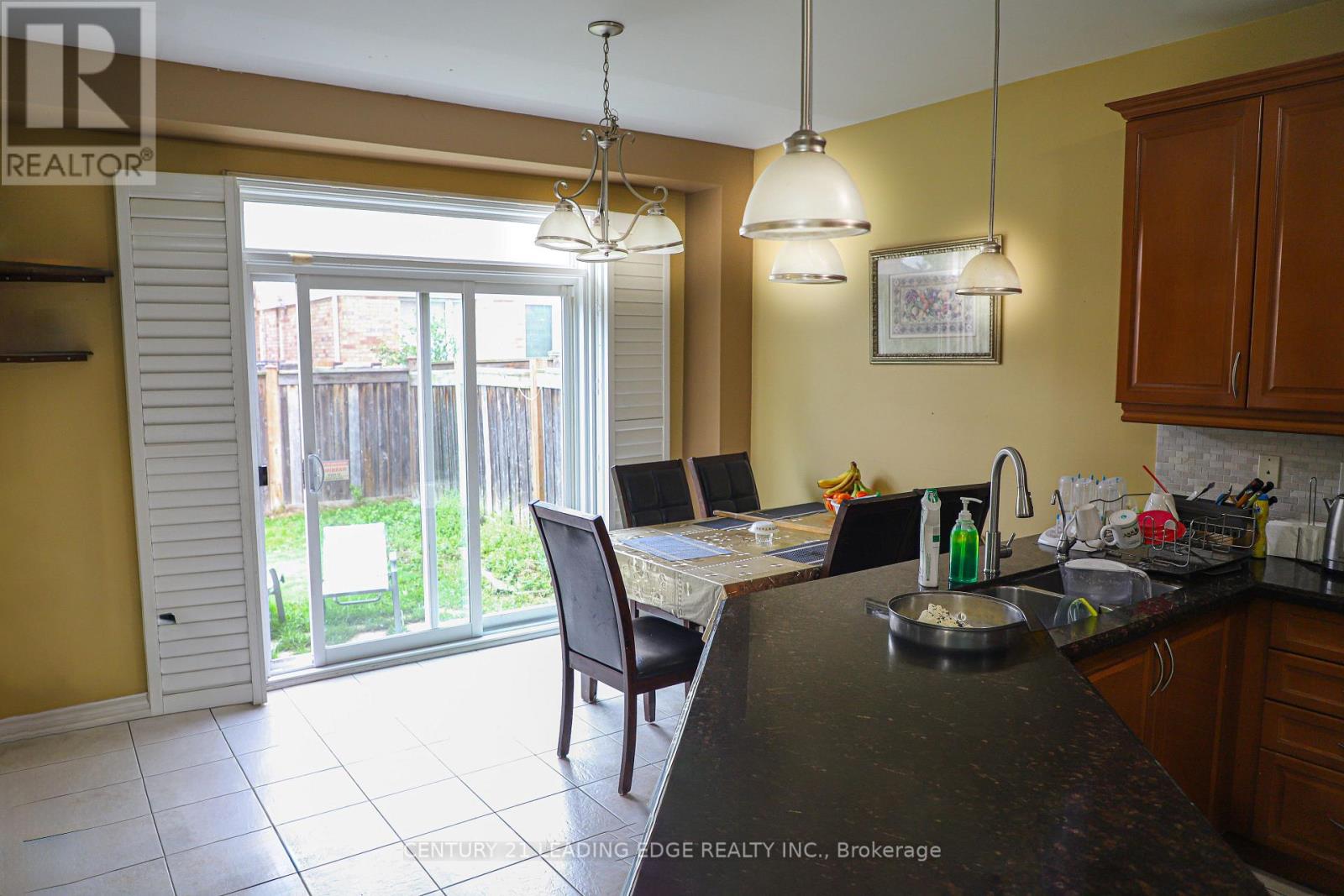 6 Gamble Drive, Ajax, Ontario  L1Z 0H2 - Photo 10 - E12822986