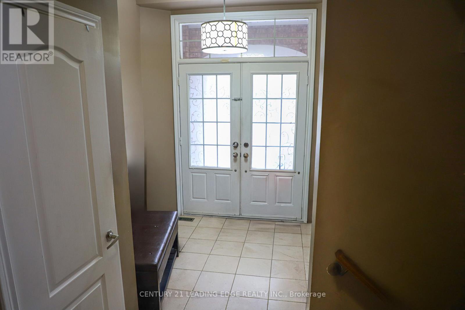 6 Gamble Drive, Ajax, Ontario  L1Z 0H2 - Photo 3 - E12822986