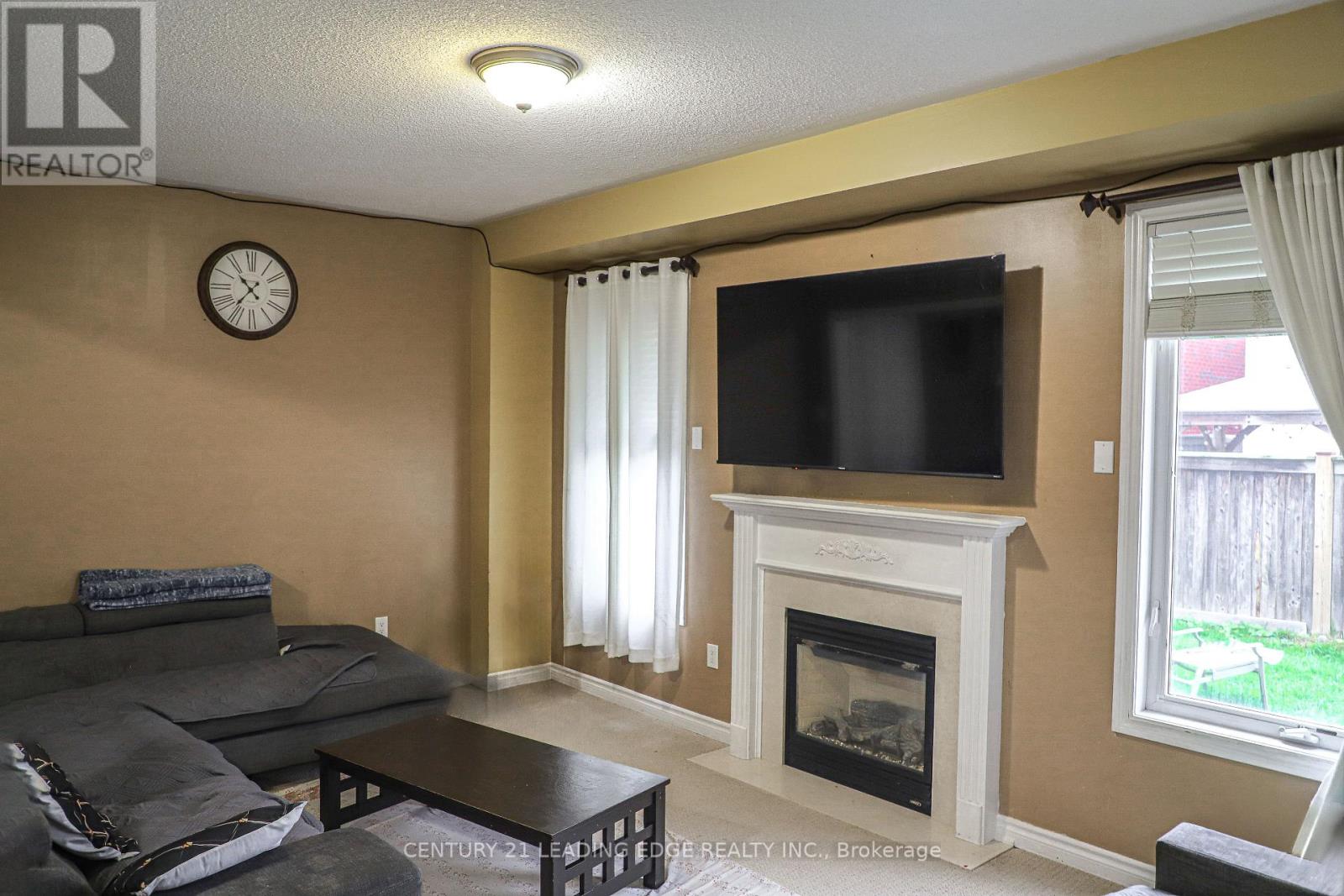 6 Gamble Drive, Ajax, Ontario  L1Z 0H2 - Photo 6 - E12822986