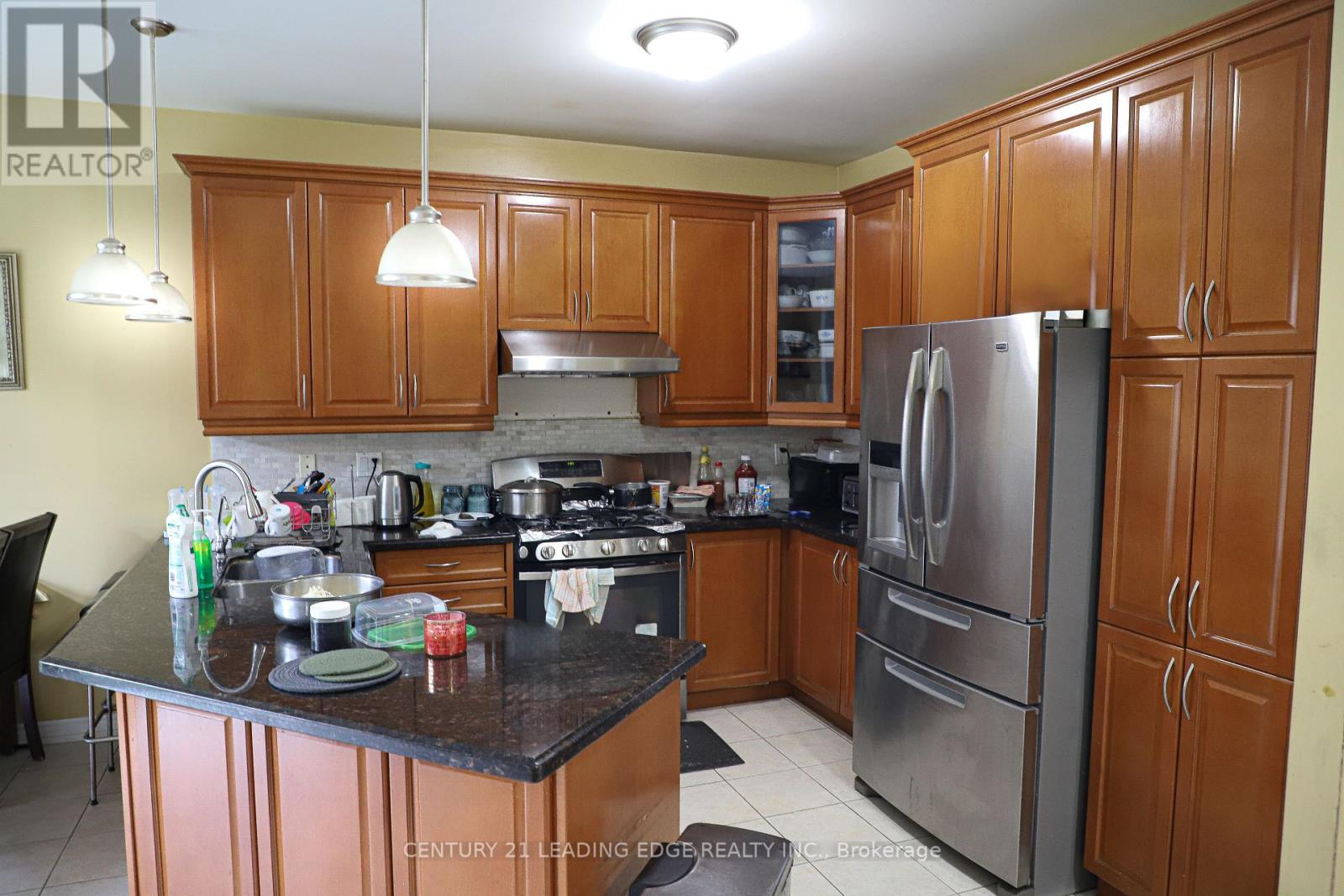 6 Gamble Drive, Ajax, Ontario  L1Z 0H2 - Photo 8 - E12822986