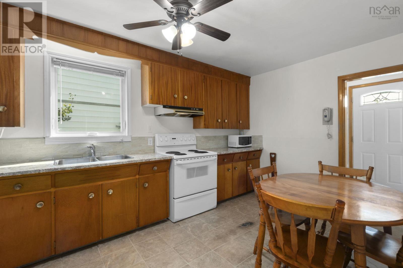 13 Convoy Avenue, Halifax, Nova Scotia  B3N 2P5 - Photo 21 - 202600513