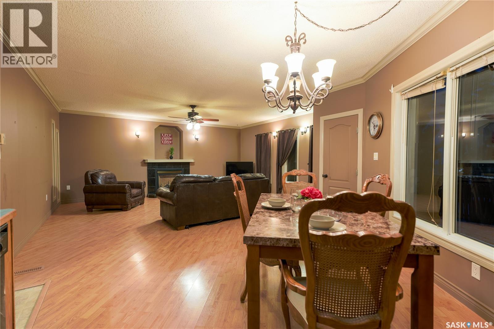 1126 Iroquois Street W, Moose Jaw, Saskatchewan  S6H 5B9 - Photo 23 - SK024808