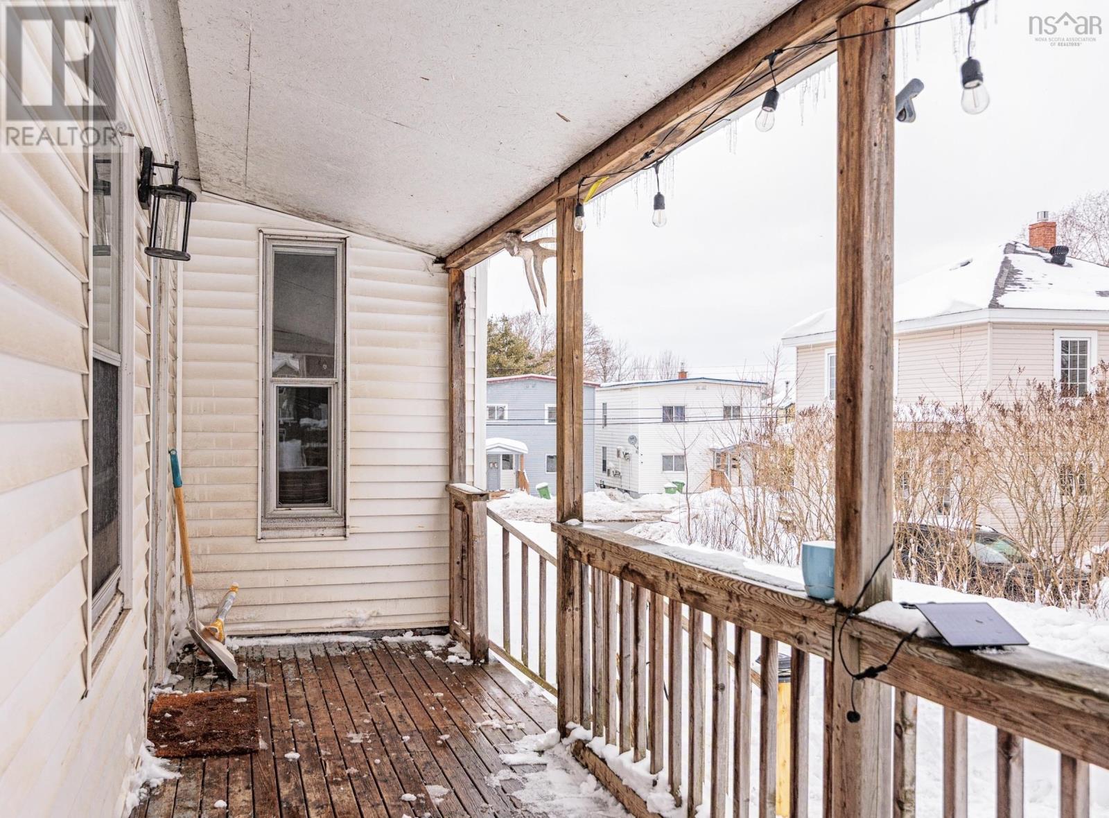 222 Brunswick Street, Truro, Nova Scotia  B2N 2J1 - Photo 4 - 202603488