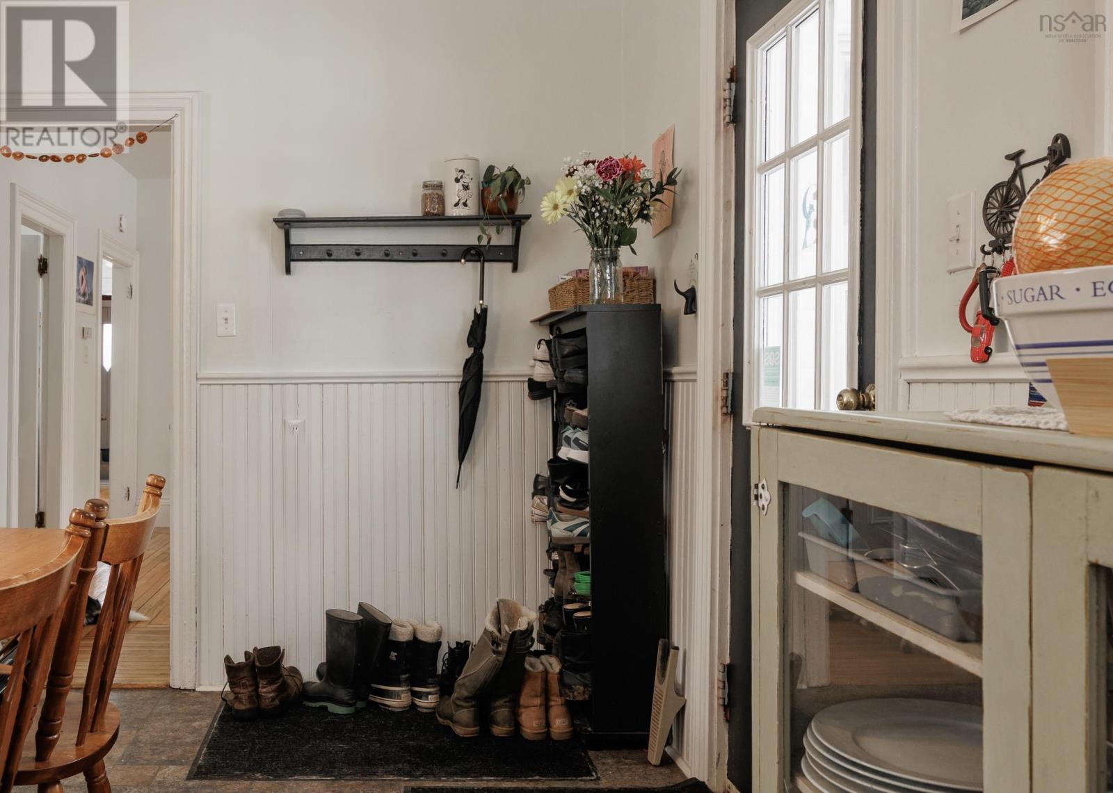 222 Brunswick Street, Truro, Nova Scotia  B2N 2J1 - Photo 11 - 202603488