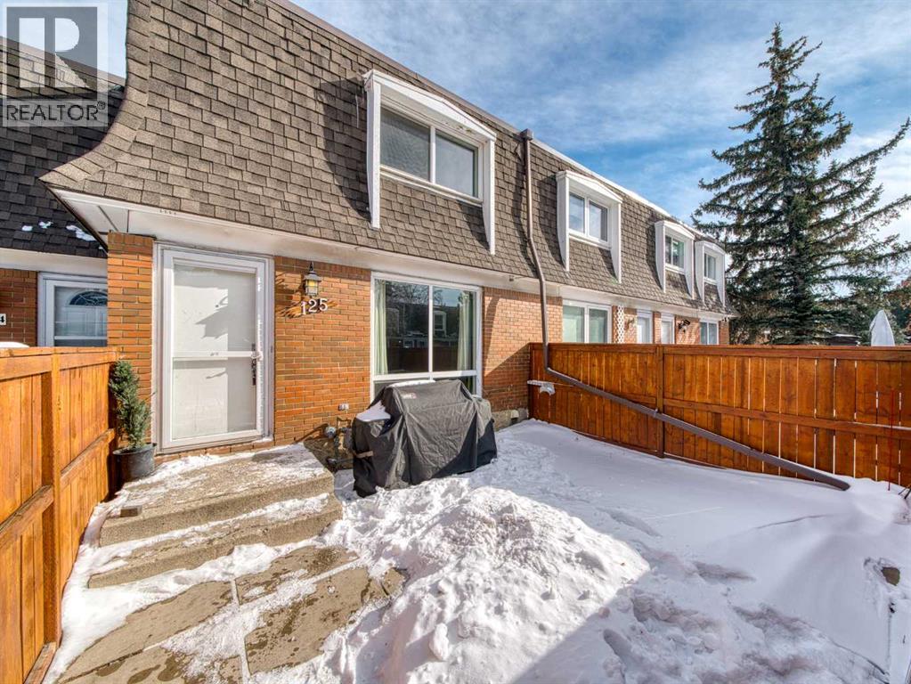 125, 330 Canterbury Drive Sw, Calgary, Alberta  T2W 1H6 - Photo 2 - A2288671