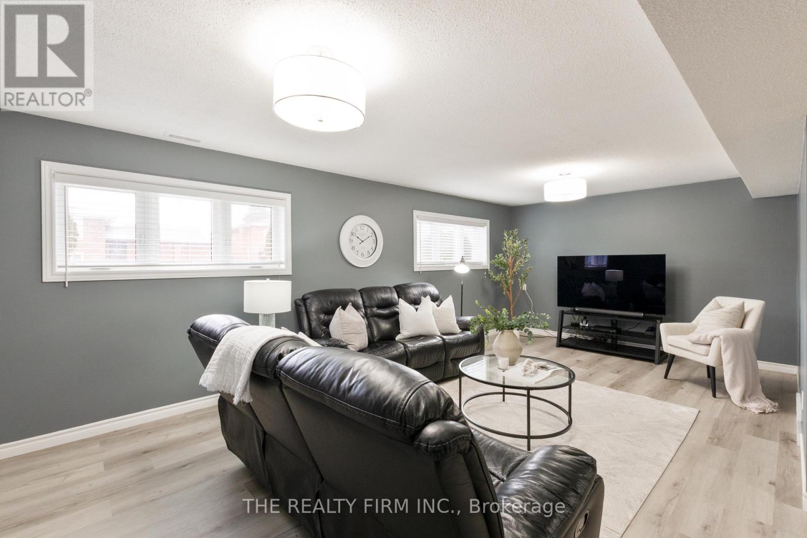 10 Westgate Avenue, Strathroy-Caradoc, Ontario  N7G 3T1 - Photo 27 - X12826394