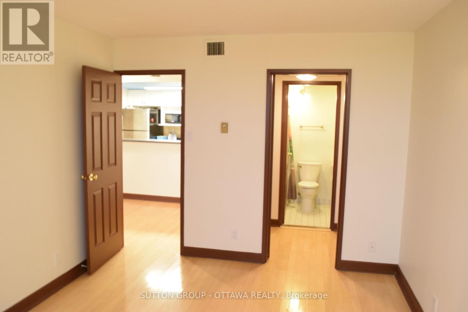 610 - 2019 Carling Avenue, Ottawa, Ontario K2A 4A2 - Photo 4 - X12824898