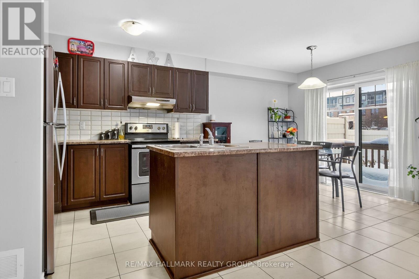 205 Mancini Way, Ottawa, Ontario  K2J 5X4 - Photo 15 - X12826404