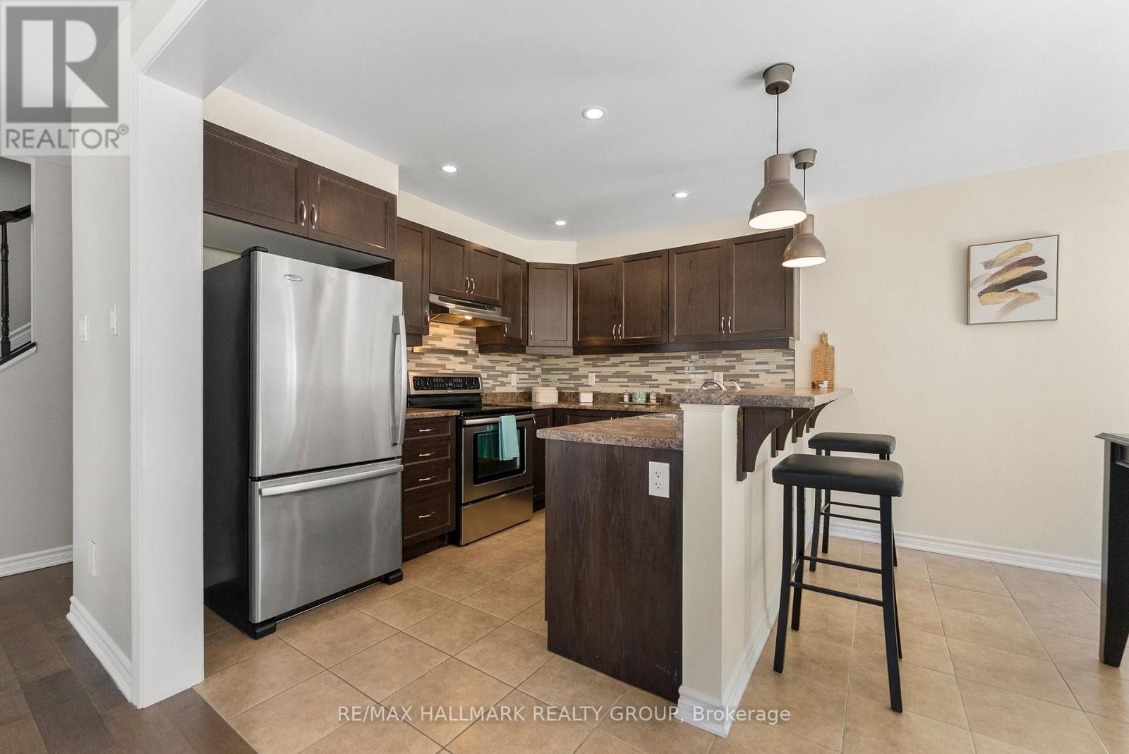 403 Brigatine Avenue, Ottawa, Ontario  K2S 0P7 - Photo 17 - X12826408