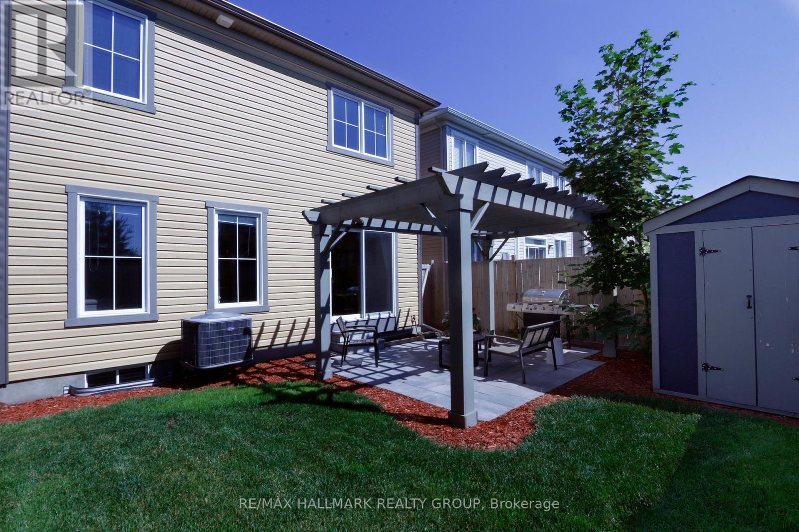 403 Brigatine Avenue, Ottawa, Ontario  K2S 0P7 - Photo 7 - X12826408