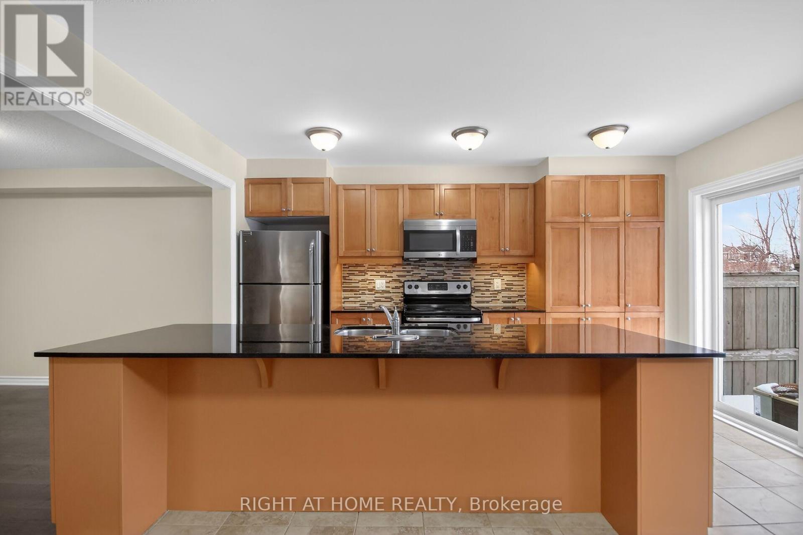 766 Mayfly Crescent, Ottawa, Ontario  K2J 6C7 - Photo 15 - X12826416