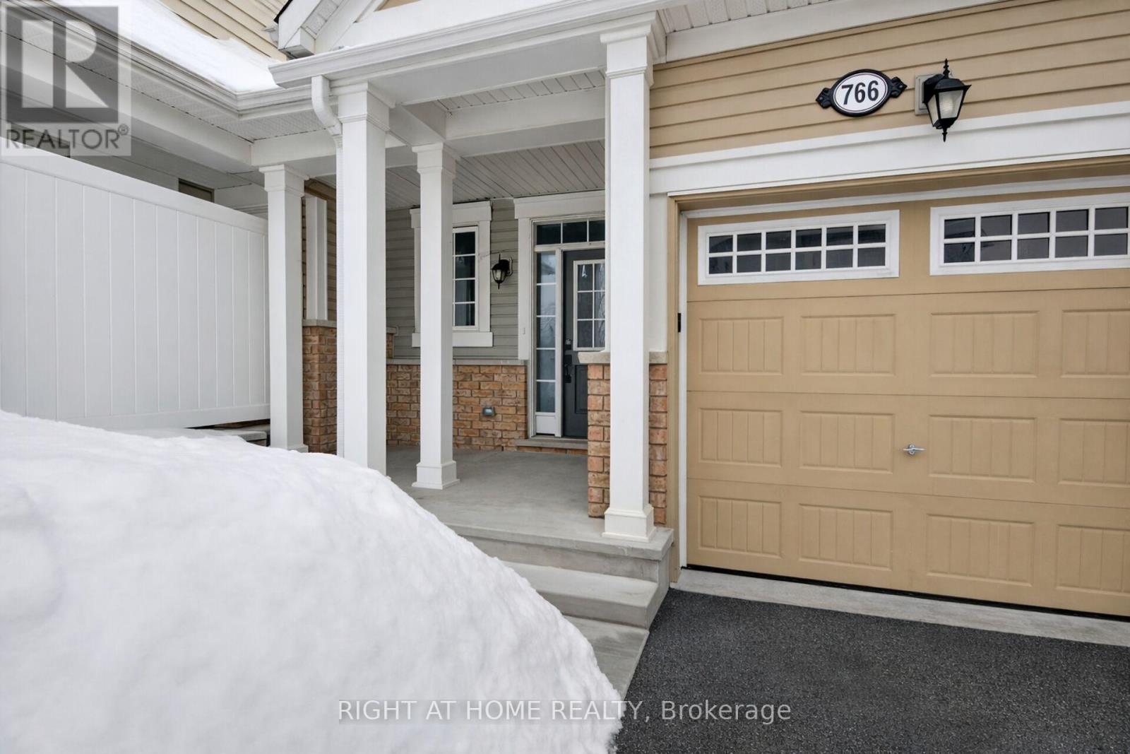 766 Mayfly Crescent, Ottawa, Ontario  K2J 6C7 - Photo 2 - X12826416