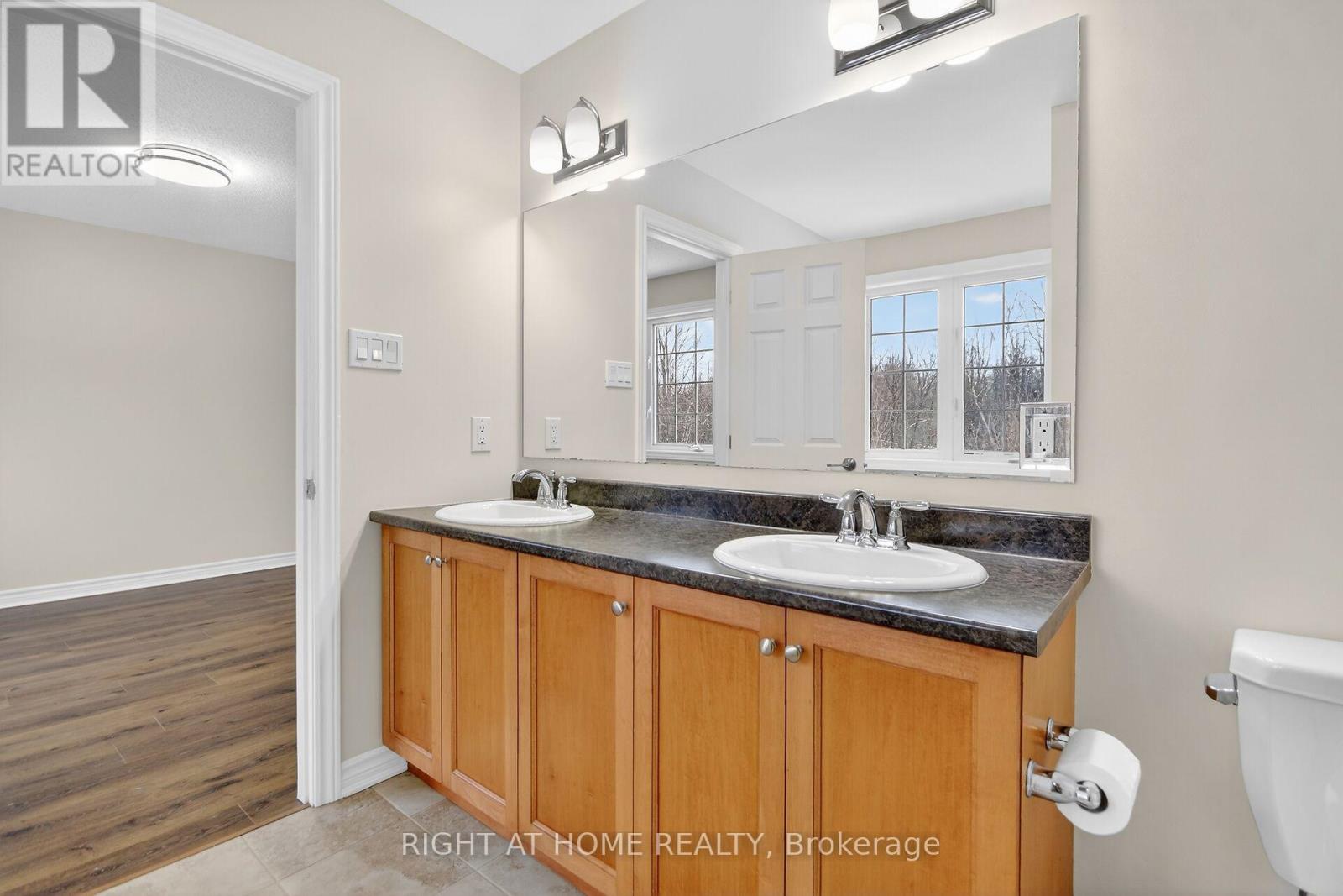 766 Mayfly Crescent, Ottawa, Ontario  K2J 6C7 - Photo 31 - X12826416