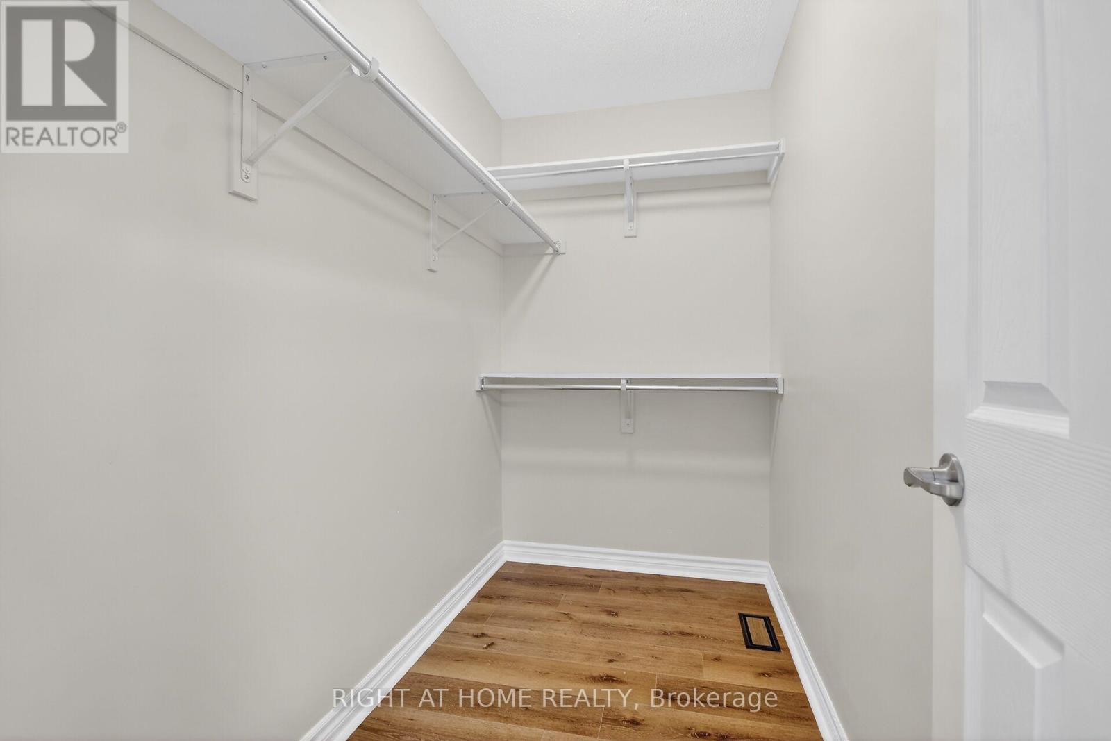 766 Mayfly Crescent, Ottawa, Ontario  K2J 6C7 - Photo 32 - X12826416