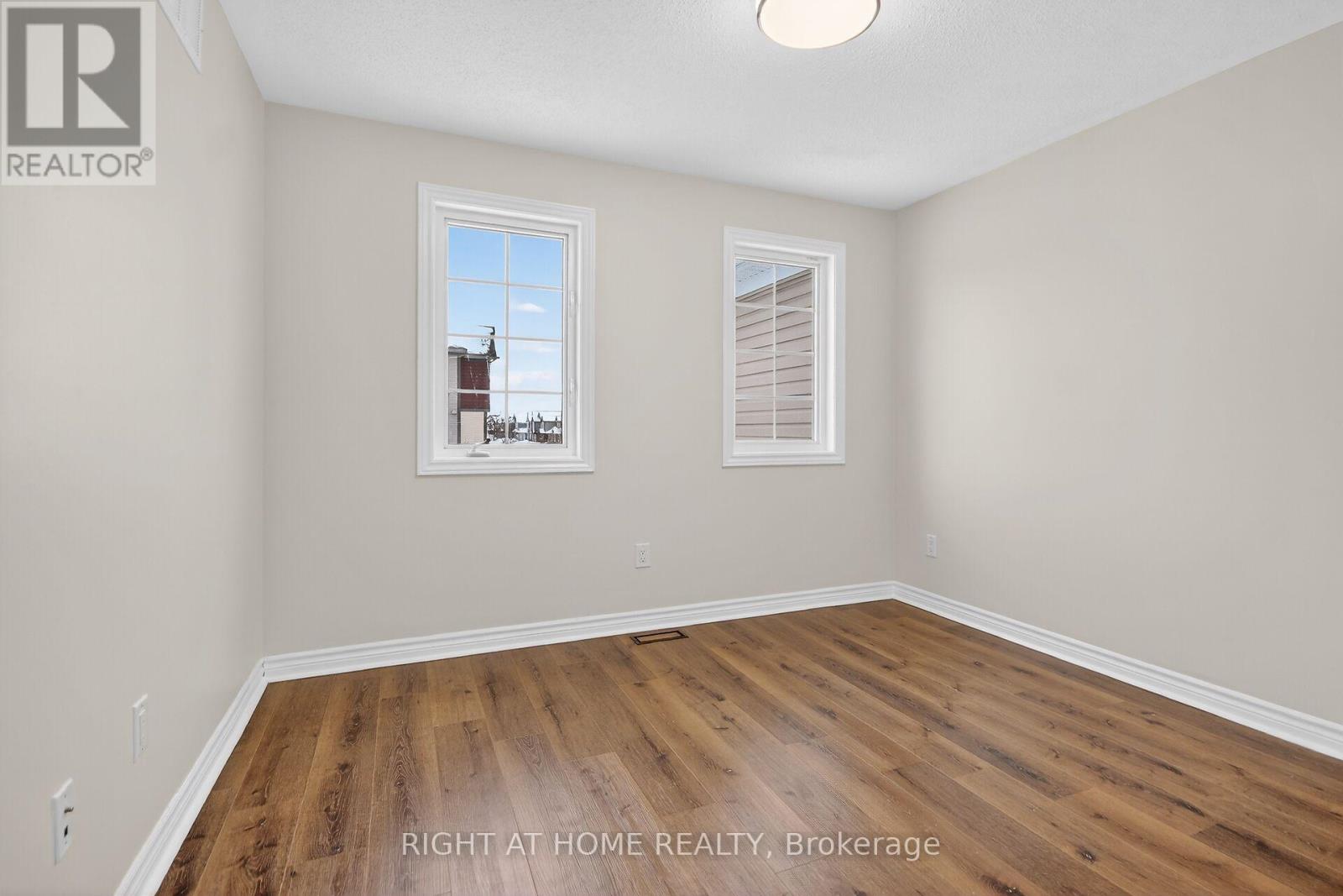 766 Mayfly Crescent, Ottawa, Ontario  K2J 6C7 - Photo 33 - X12826416