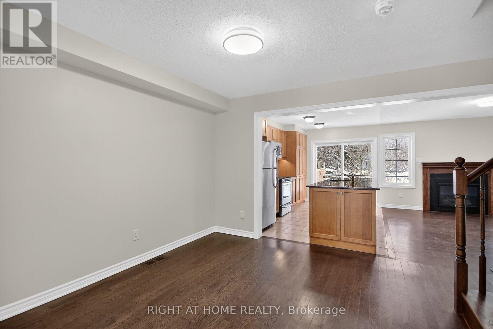 766 Mayfly Crescent, Ottawa, Ontario  K2J 6C7 - Photo 7 - X12826416